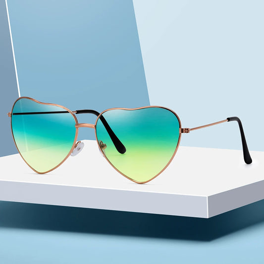 Herzförmige Damen Sonnenbrille – Retro Style, Metallrahmen, UV400 Schutz, Fancy Look!